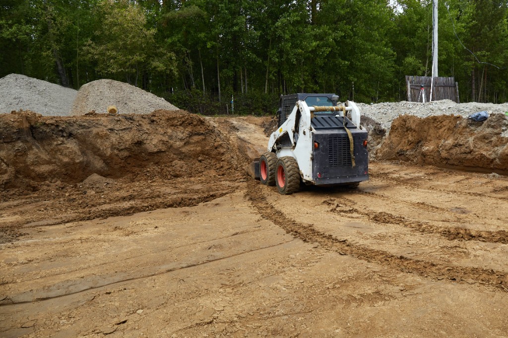 Commercial site pad prep and structural fill import